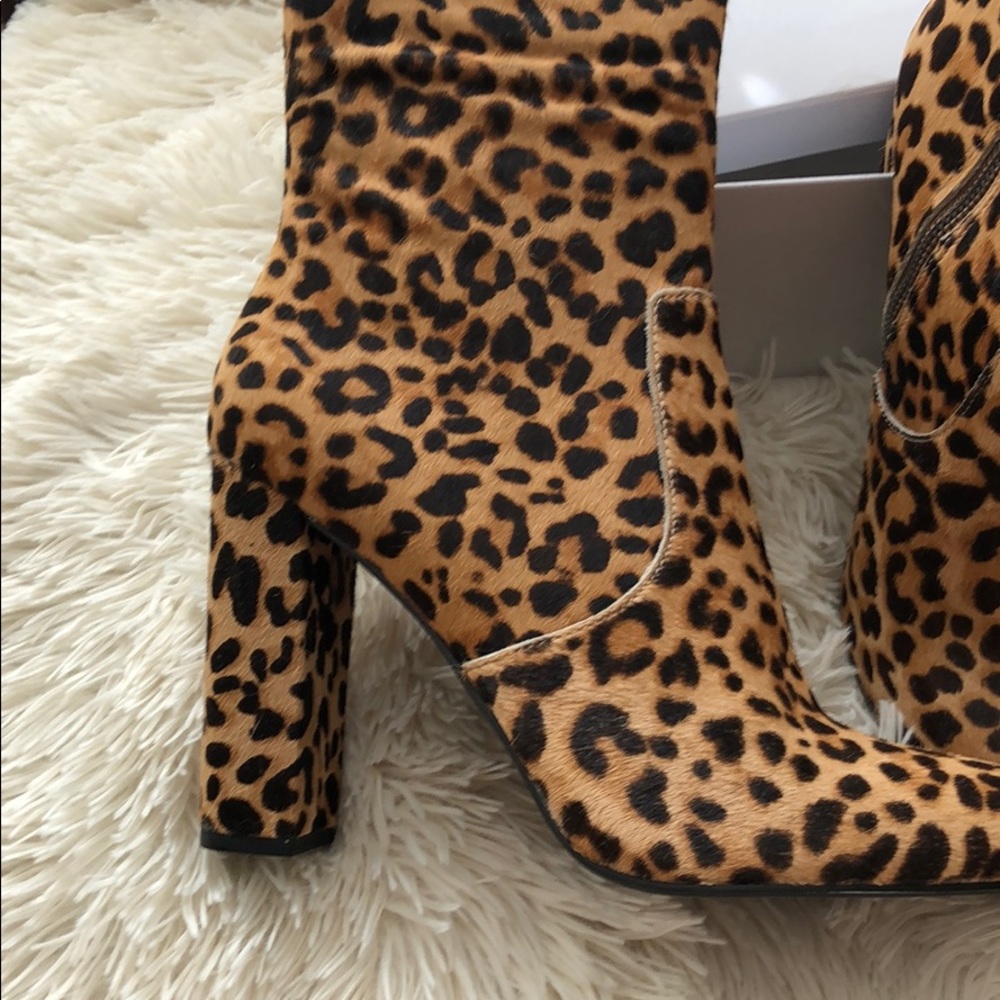 Steve Madden boot size 9